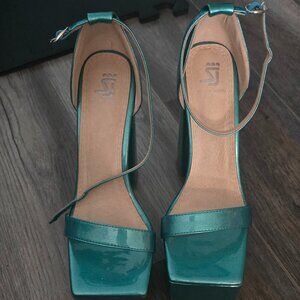Shane Justin Sugar Block Platform Heels